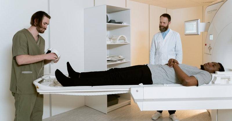 Pexels/mart-production