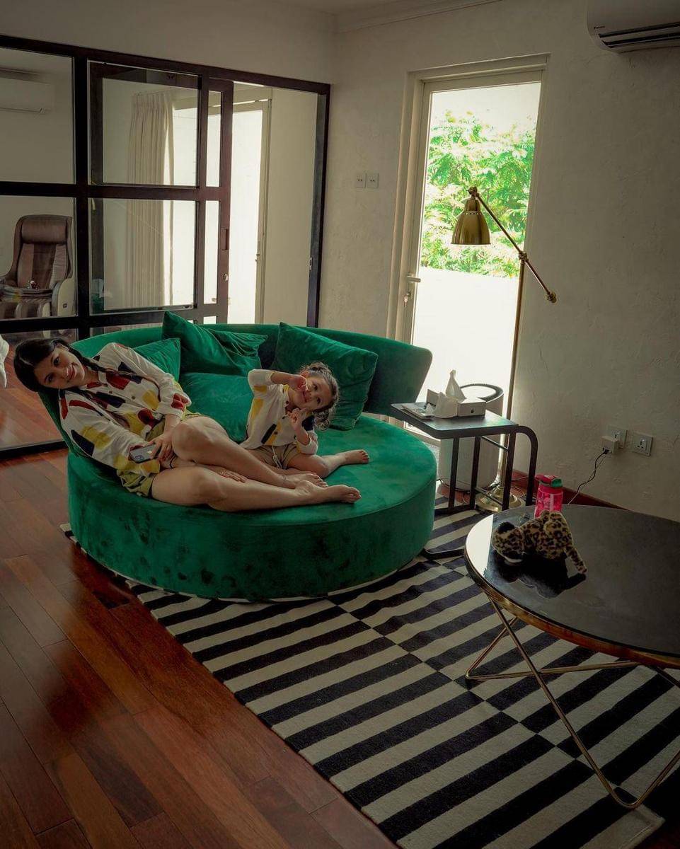 Instagram.com/mrssharena