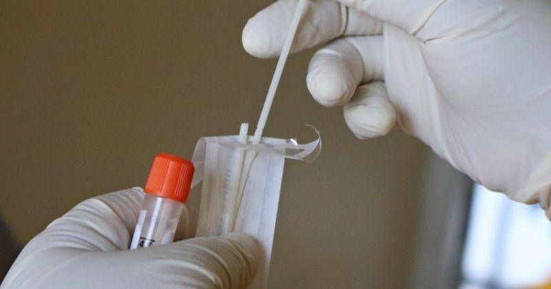 Swab - Unsplash/mufidpwt