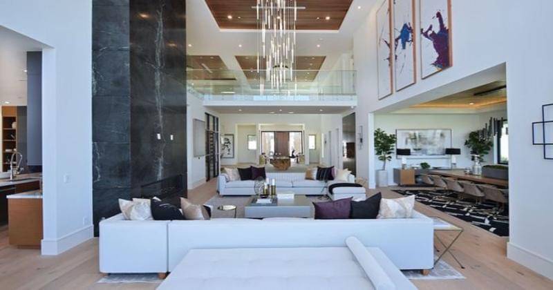 Youtube,com/Famous Entertainment