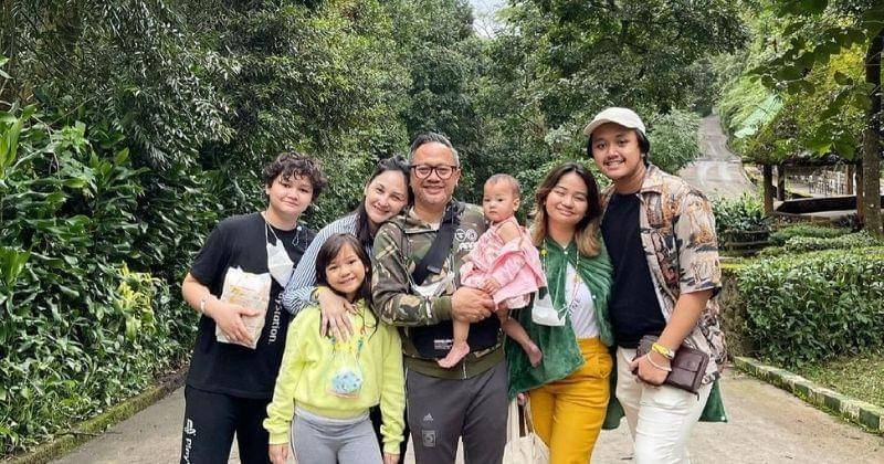 Instagram.com/monaratuliu