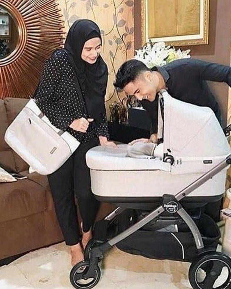 Instagram.com/birdsnbeesbaby