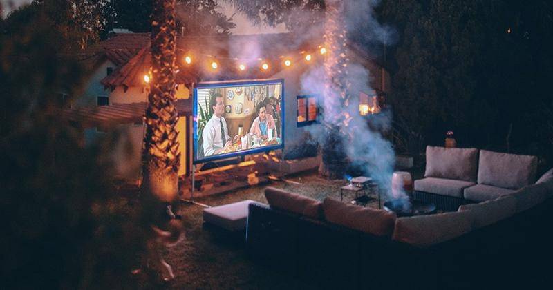 Pexels/RobertoNickson