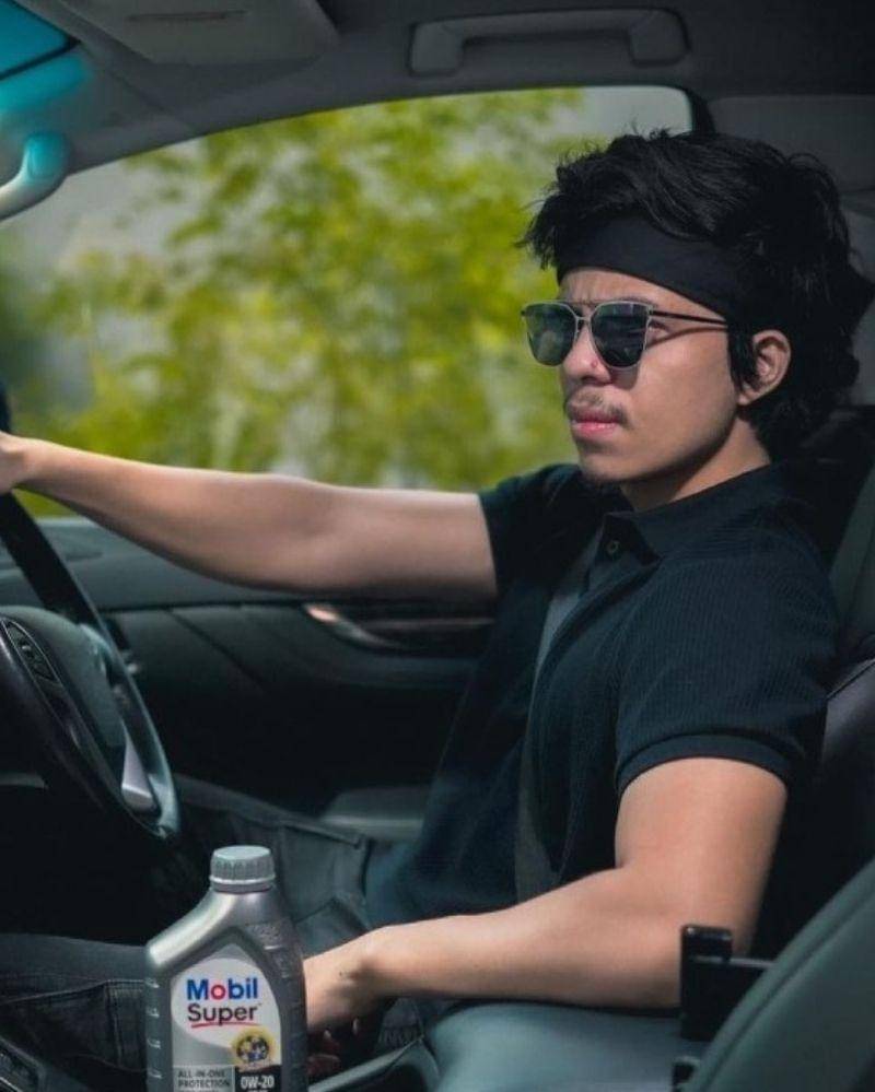 Instagram.com/attahalilintar