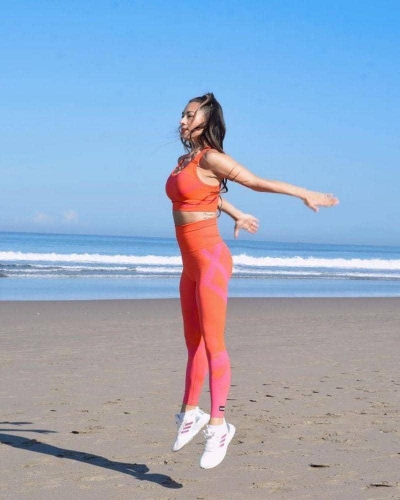 Instagram.com/jenniferbachdim