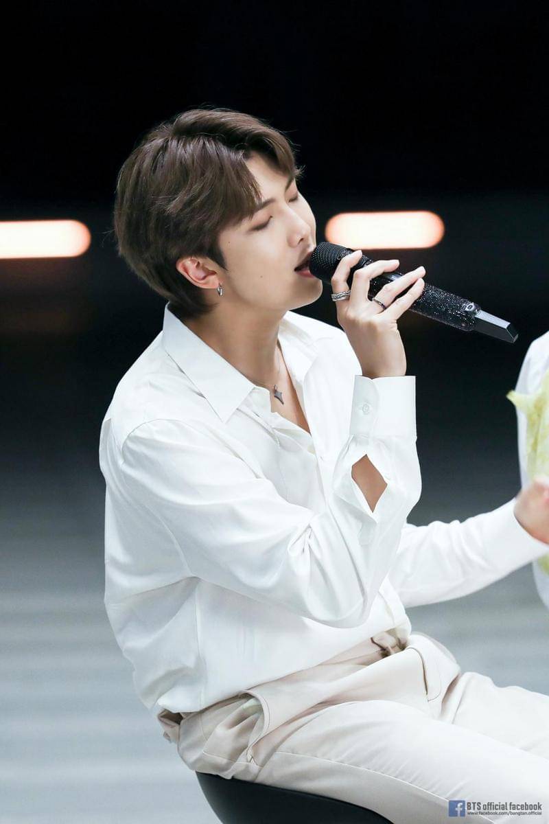 Facebook.com/bangtan.official