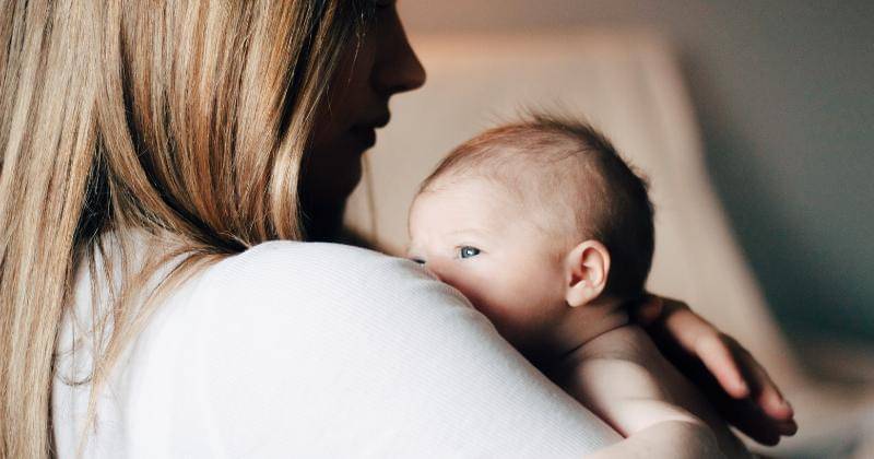 Unsplash/Hollie Santos