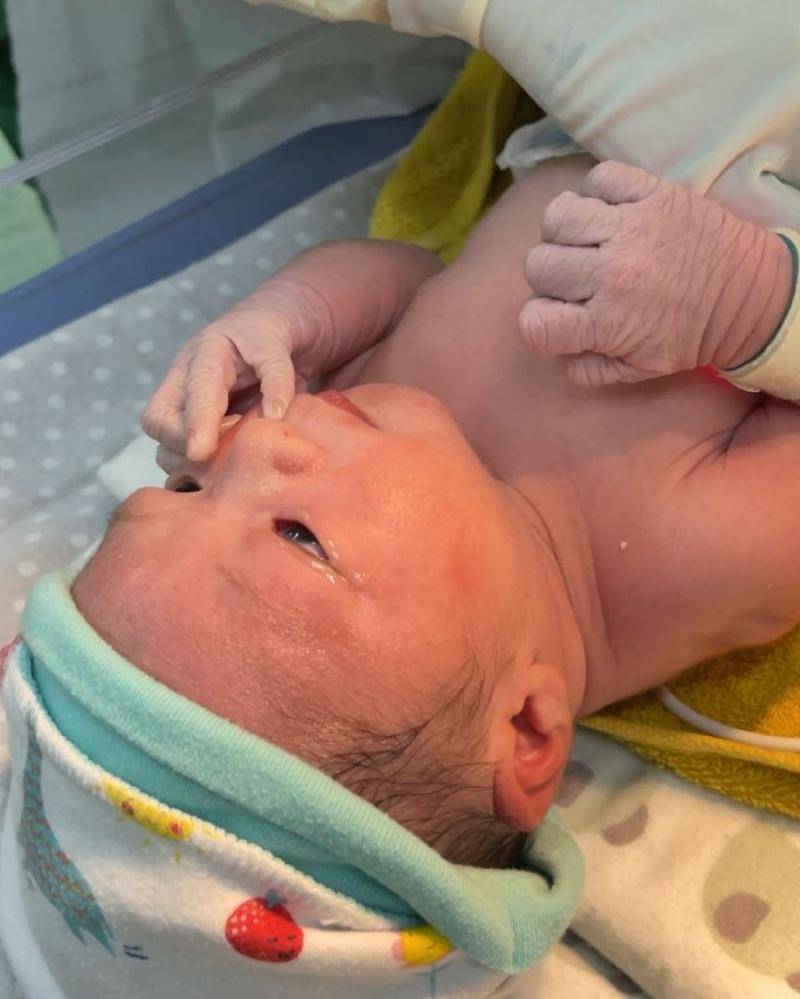 Instagram.com/arshaka_mbayang