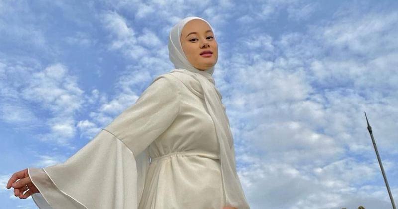 Instagram.com/dindahw