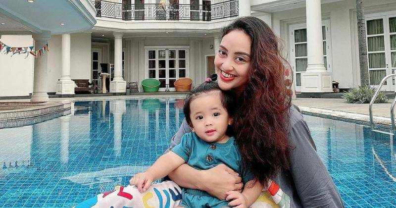 Instagram.com/monica_soraya_hariyanto