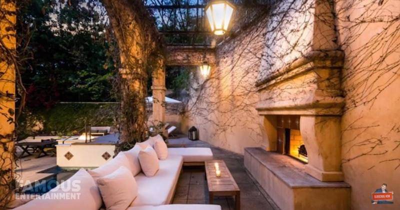 Youtube.com/Famous Entertainment