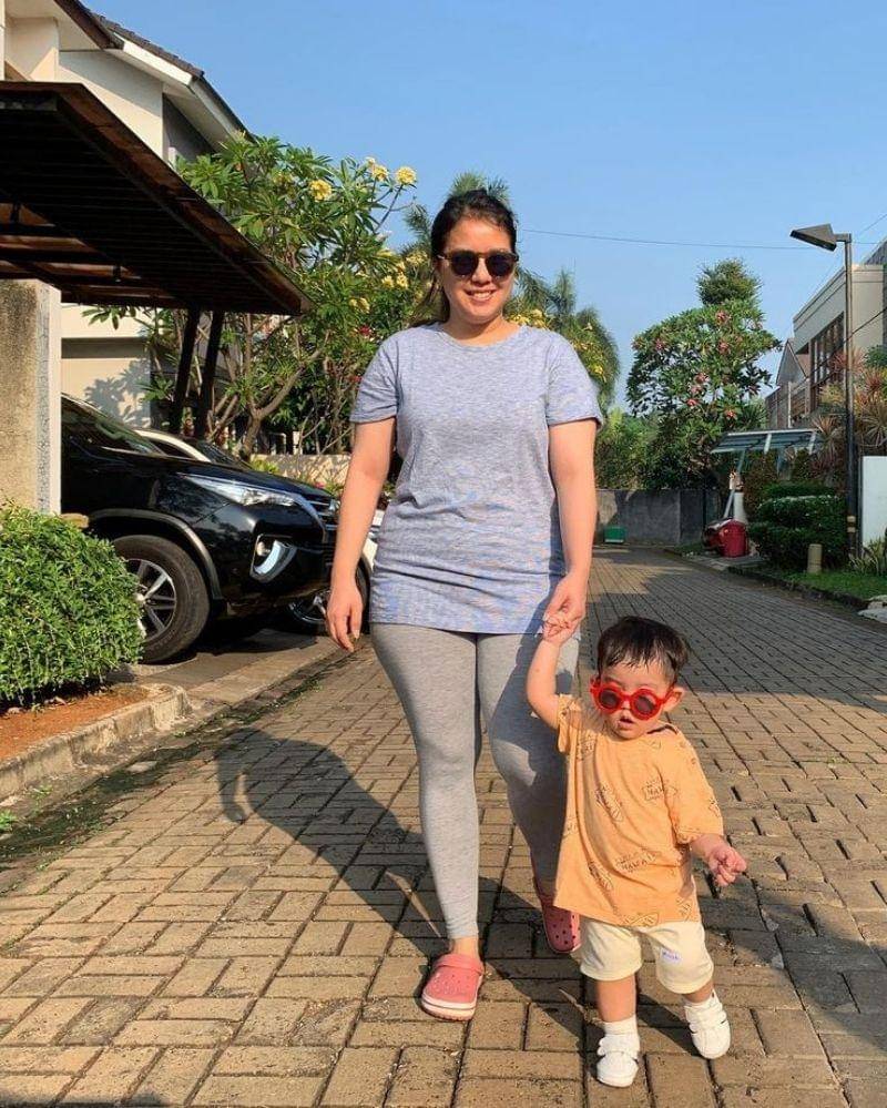 Instagram.com/tya_ariestya