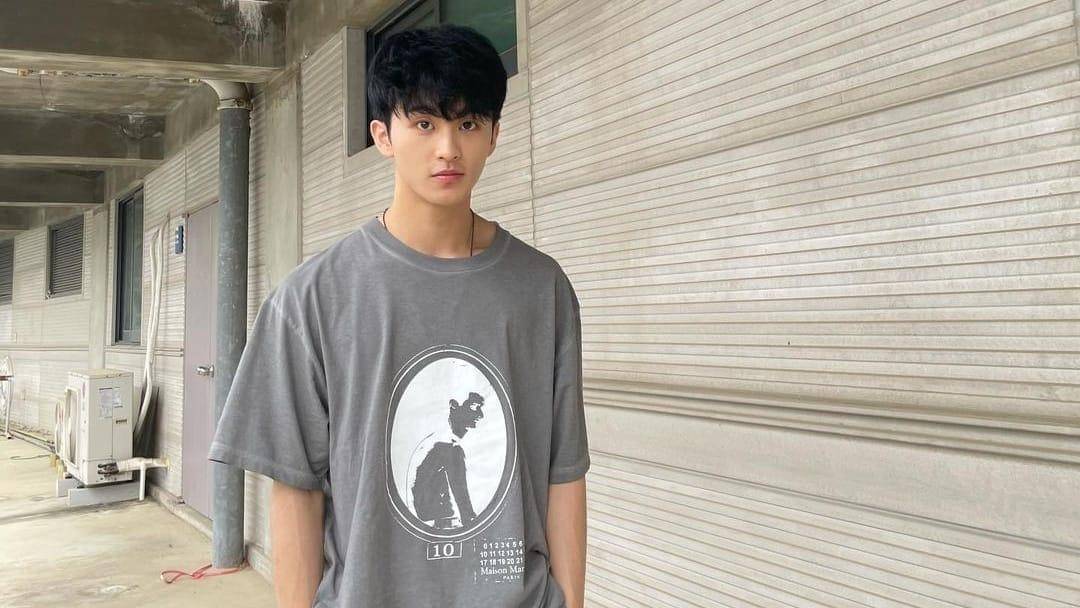 instagram.com/onyourm_ark