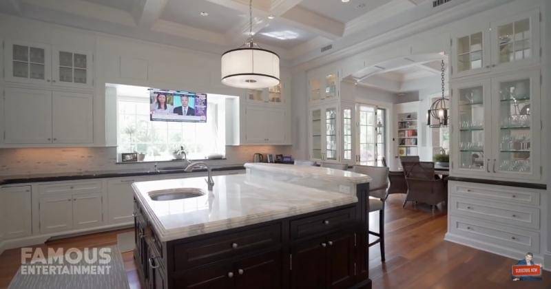 Youtube.com/Famous Entertainment