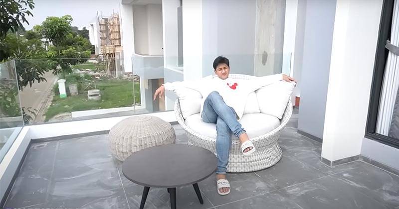 Youtube.com/HarrisvrizaEntertainment