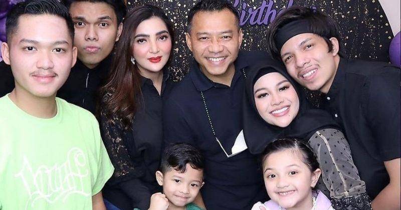 Instagram.com/aurelie.hermansyah