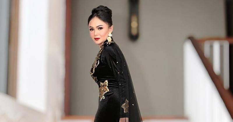 Instagram.com/yunishara36