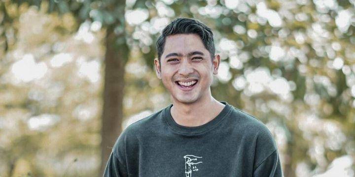 Instagram.com/arya.saloka