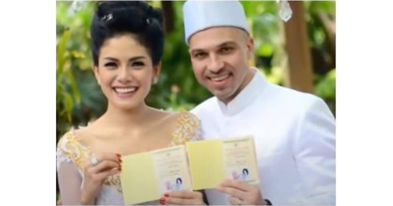 Youtube.com/Sekeles Info