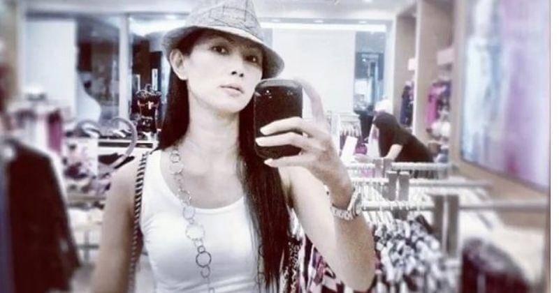 Transseksuallar va qiz Yalangoch Viola jinsiy aloqa ona