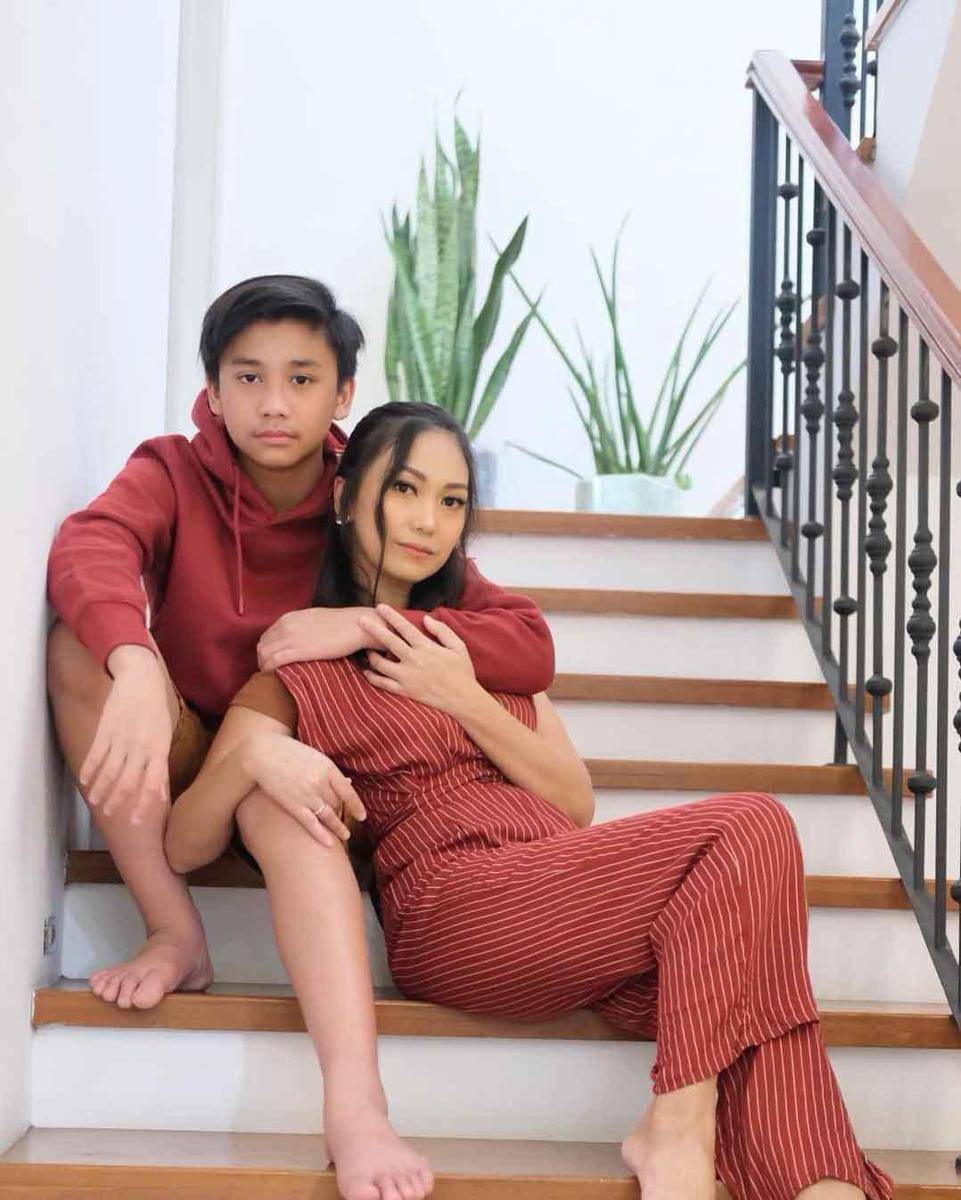 Instagram.com/riafinola