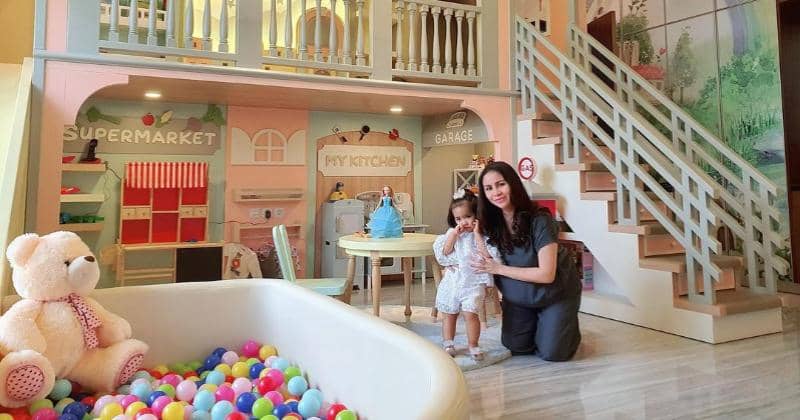 Youtube.com/Momo YouTube Channel