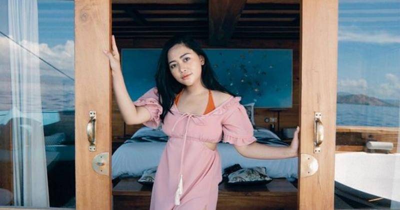 Instagram.com/rachelvennya