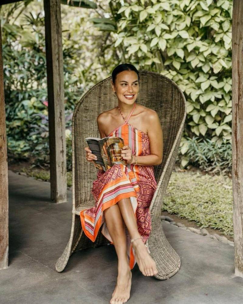 Instagram/sophia_latjuba88