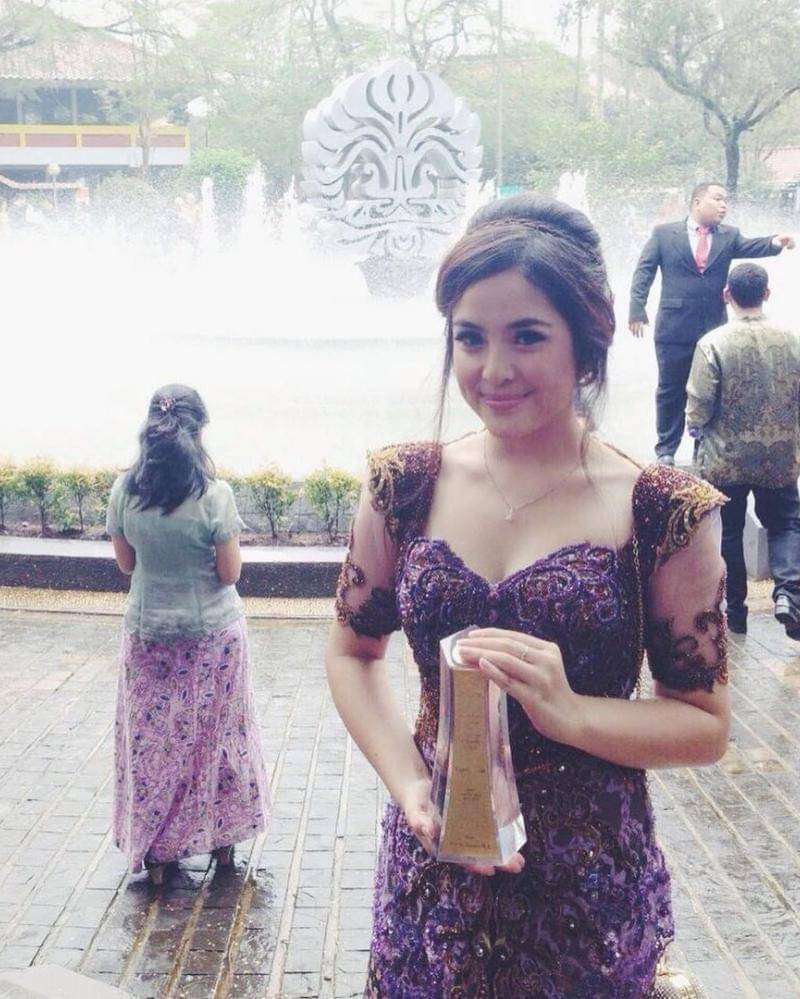 Instagram.com/tasyakamila