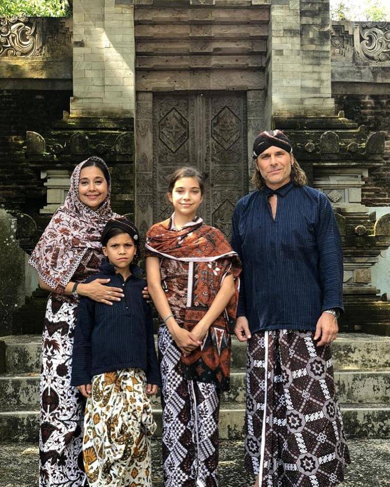 Instagram.com/ayukhadijahazhari