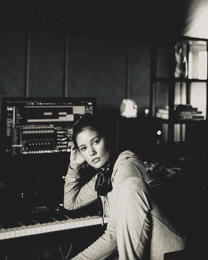 Instagram.com/titiradjopadmaja