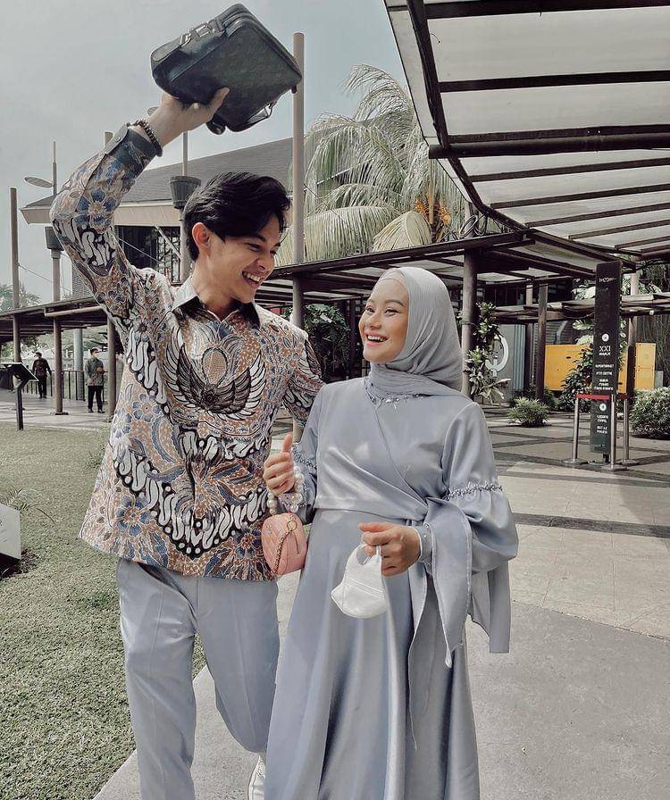 Instagram.com/rey_mbayang