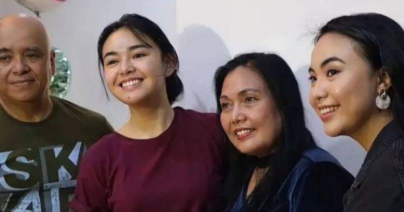 Instagram.com/ema.ratnapuri.3