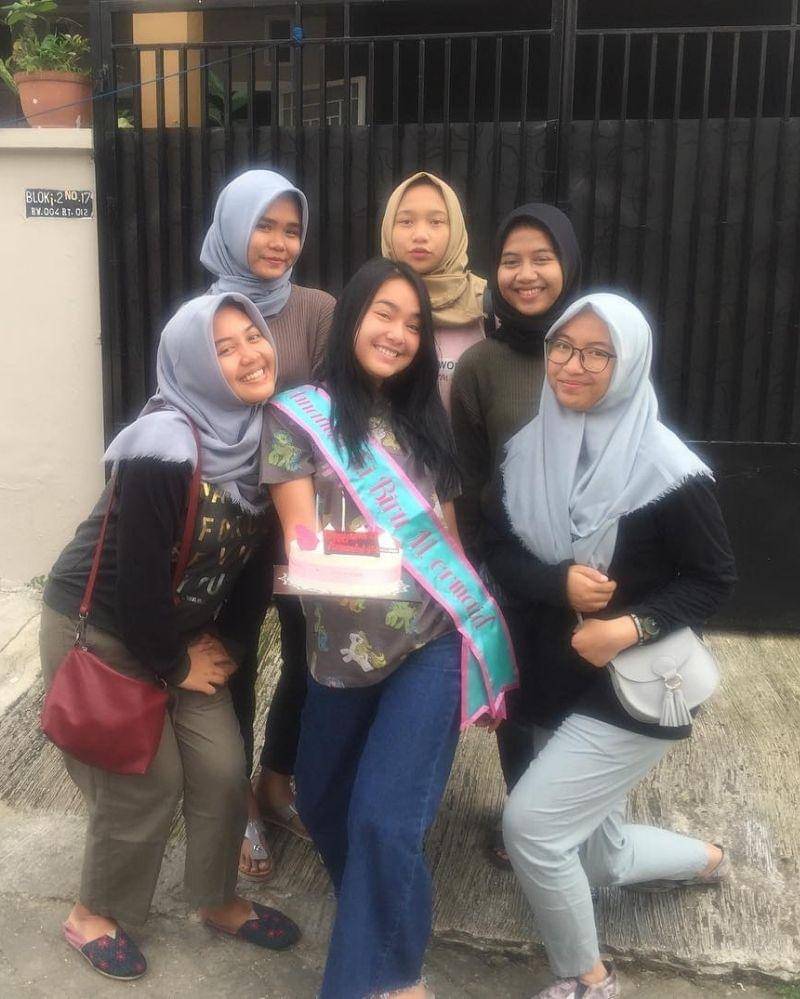 Instagram.com/hennymanopolugue