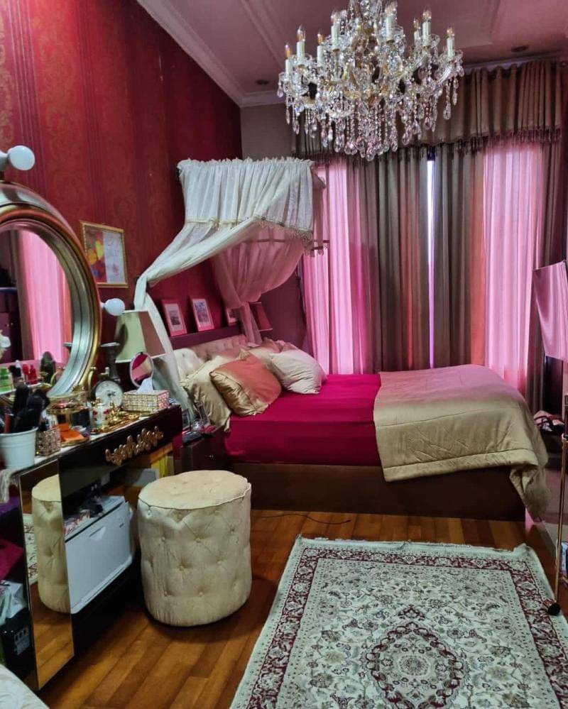 Instagram.com/amy_r_qanita