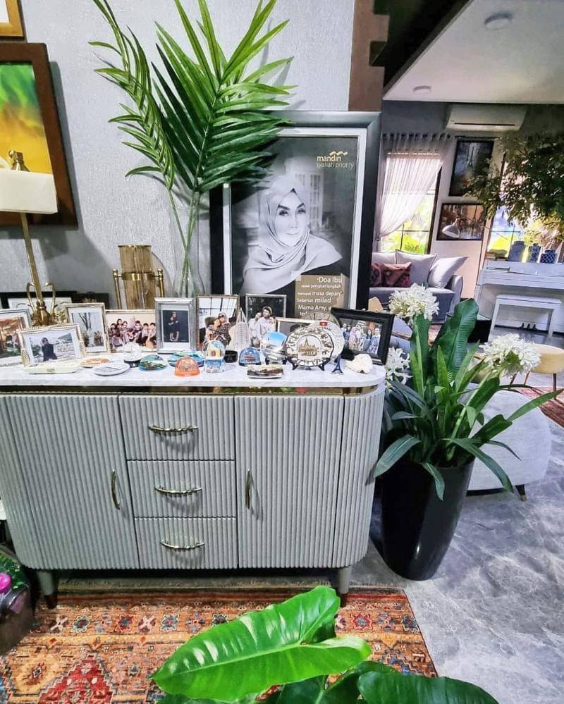 Instagram.com/amy_r_qanita