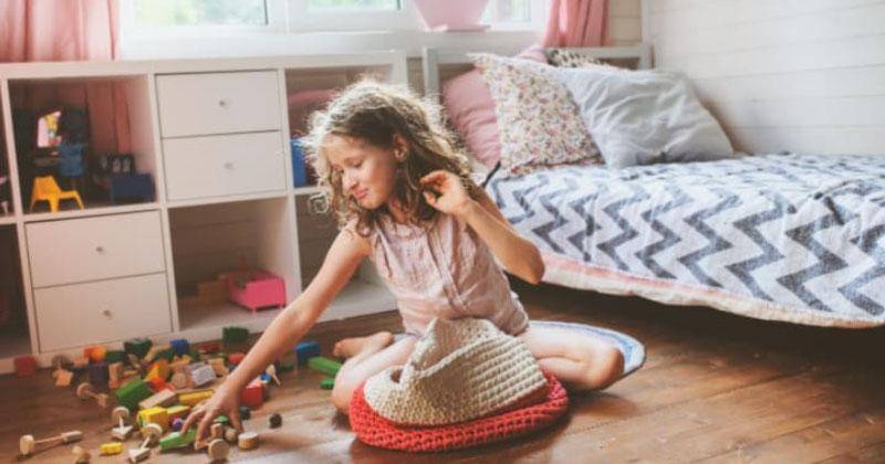 amotherfarfromhome.com