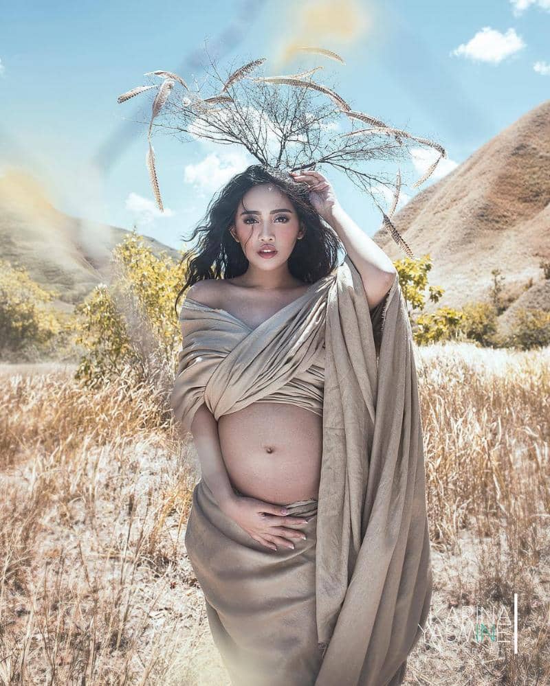 Instagram.com/rachelvennya