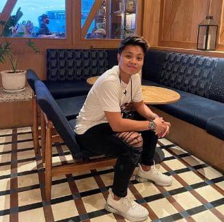 Instagram/r.apriyanig