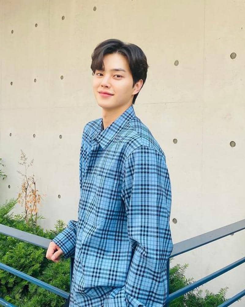 Instagram/songkang_b