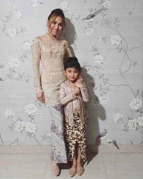 Instagram.com/ayutingting92