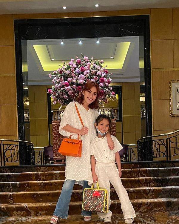 Instagram.com/ayutingting92