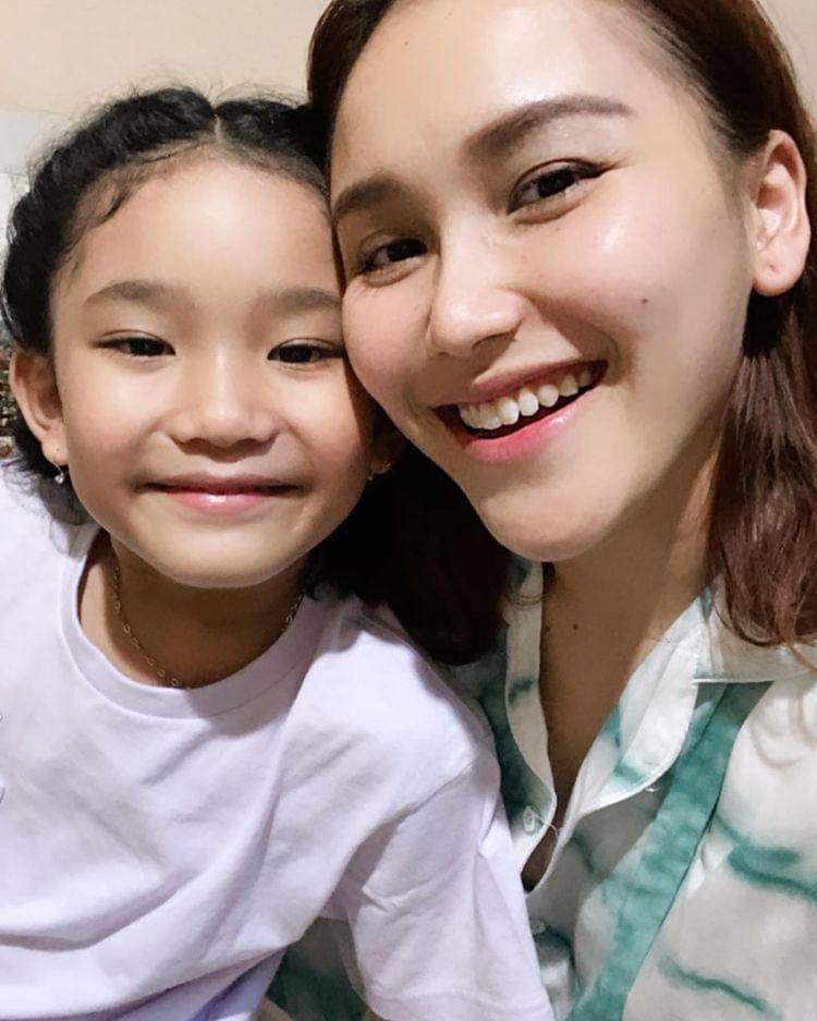 Instagram.com/ayutingting92