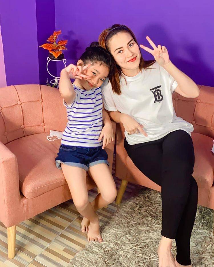 Instagram.com/ayutingting92