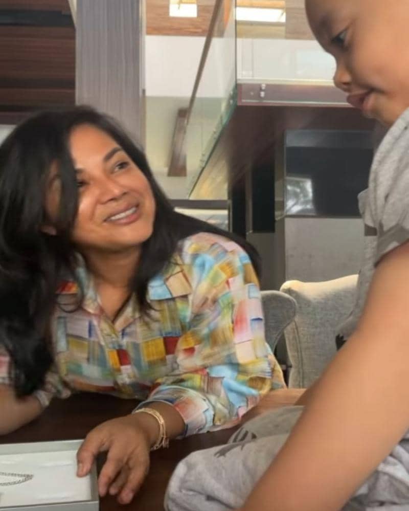 Instagram.com/rachelvennya