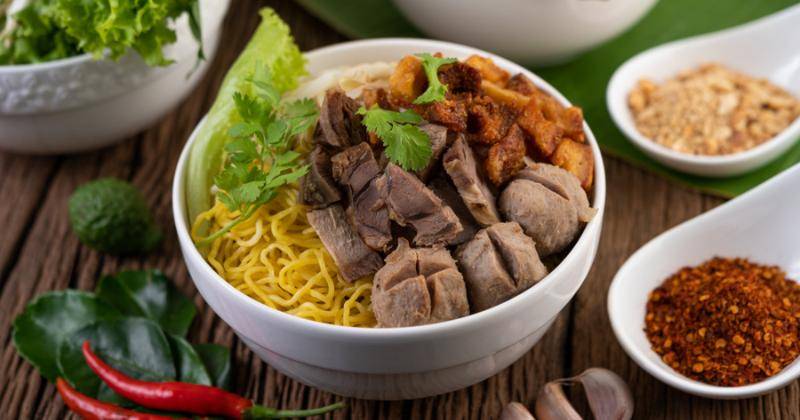 Benarkah setelah Makan Bakso Tidak Boleh Minum Es Teh?