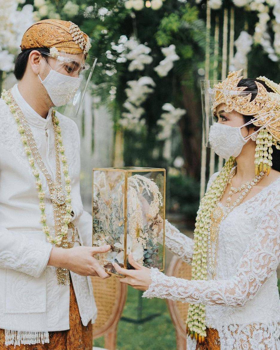 Instagram.com/kittendust