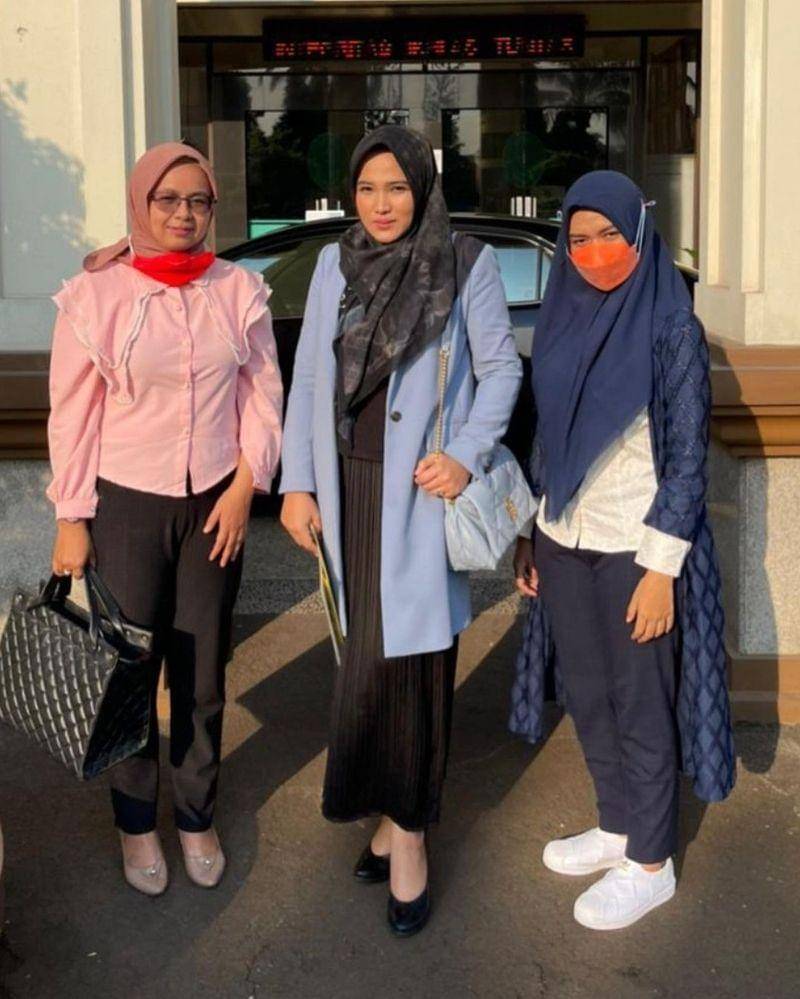 Instagram.com/yuniamalia