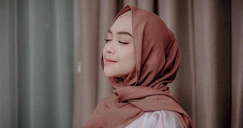 Instagram.com/riaricis1795