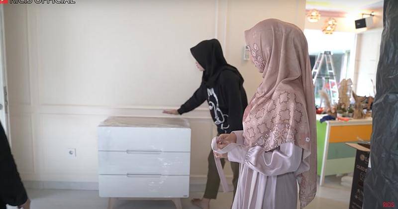 Youtube.com/Ricis Official